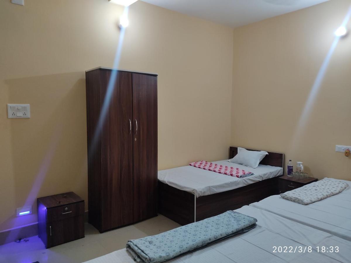 Kasahara - Homestay Болпур Екстериор снимка